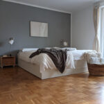 Schlafzimmer #Bett #Wandfarbe #Grau #Beige • Couch With Regard To Wandfarbe Grau Schlafzimmer