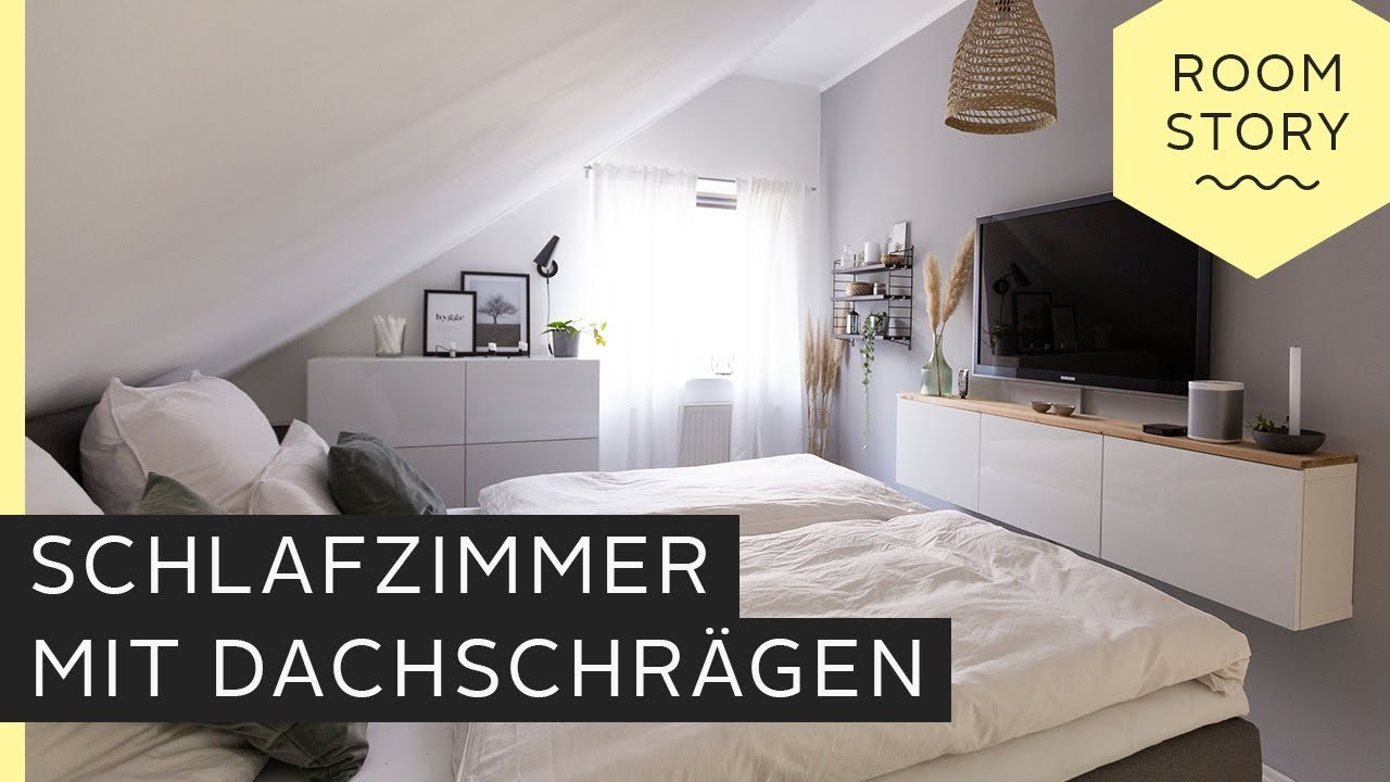 Schlafzimmer Mit Dachschräge Einrichten | Roombeez – Poweredotto intended for Schlafzimmer Mit Schräge Gestalten