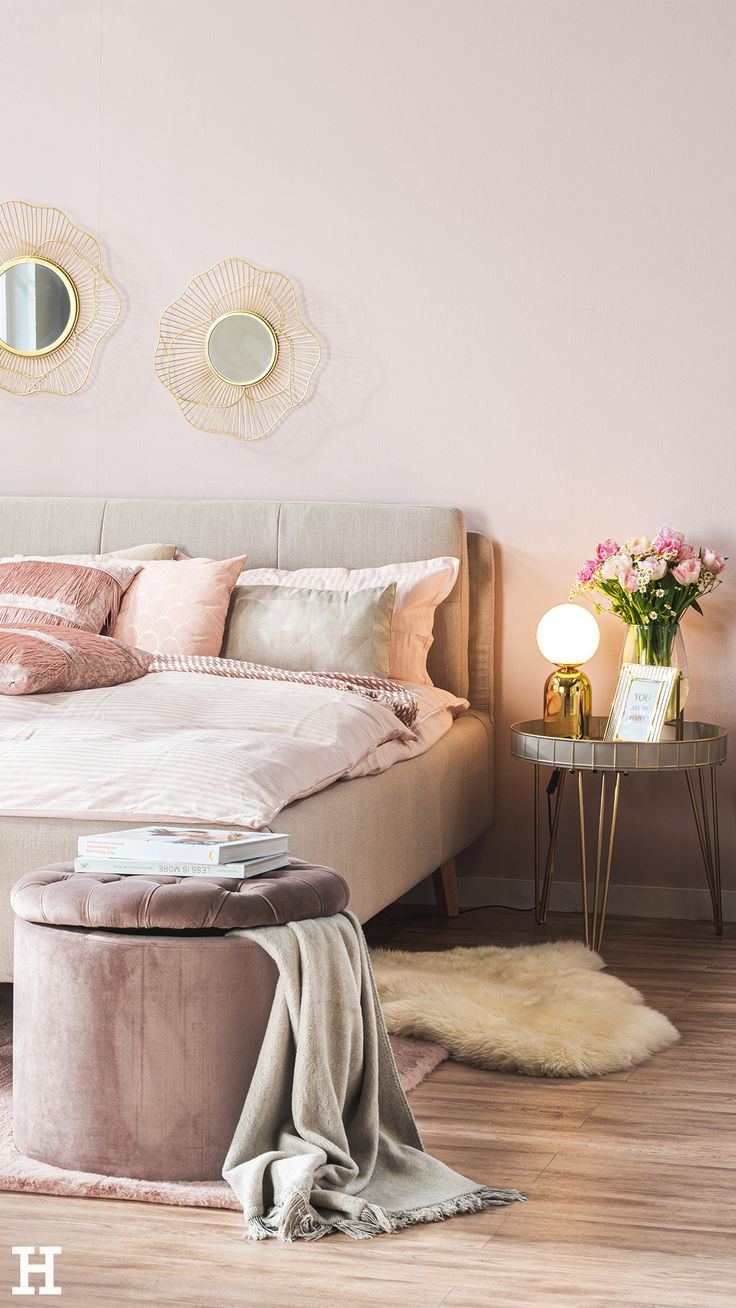 Shop The Look - Très Chic | Möbel Höffner | Altrosa Schlafzimmer regarding Goldene Deko Schlafzimmer